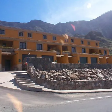 Spacious House In La Vistilla